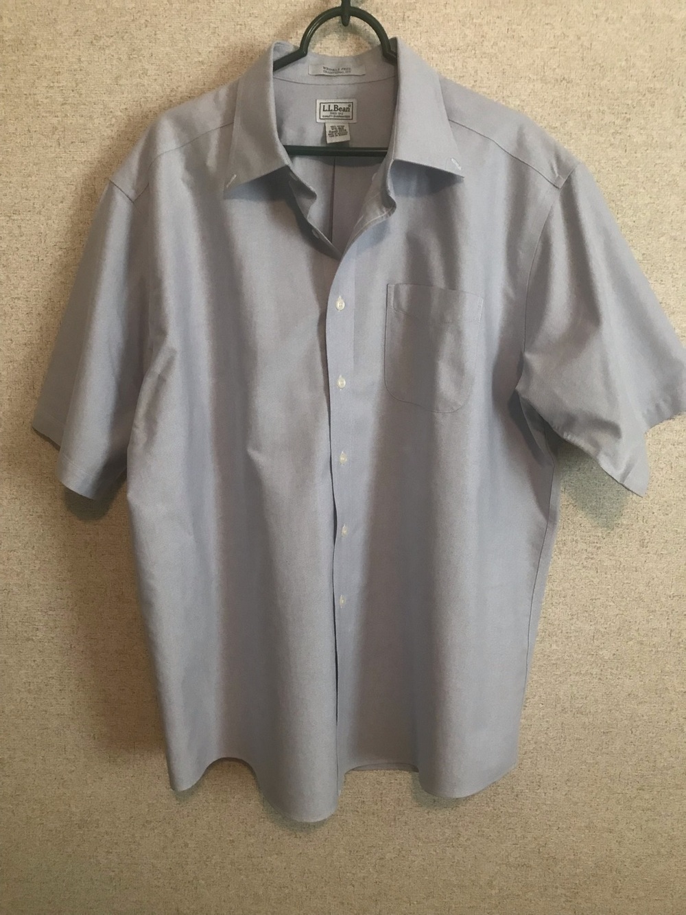 L.L. Bean Men's Short-Sleeve Button-Down Shirt - Light Blue Size 17 1/2 Reg